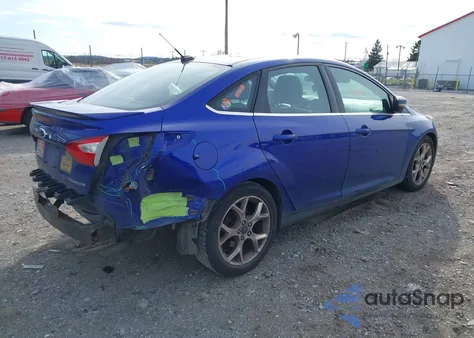 2014 Ford Focus Titanium from USA, damaged, VIN 1FADP3J26EL359301